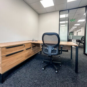 TITAN EXECUTIVE DESK INCLUDING SIDE STORAGE 4 Entrawood PAN201004-001