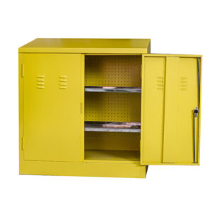 1800 HAZARDOUS  STEEL CABINET WITH 4 STAINLESS STEEL DRIP TRAYS